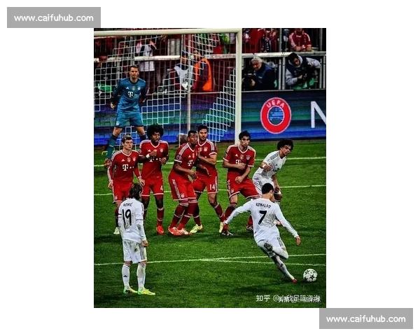 欧冠最新比分盘点激烈对决全场精彩瞬间回顾